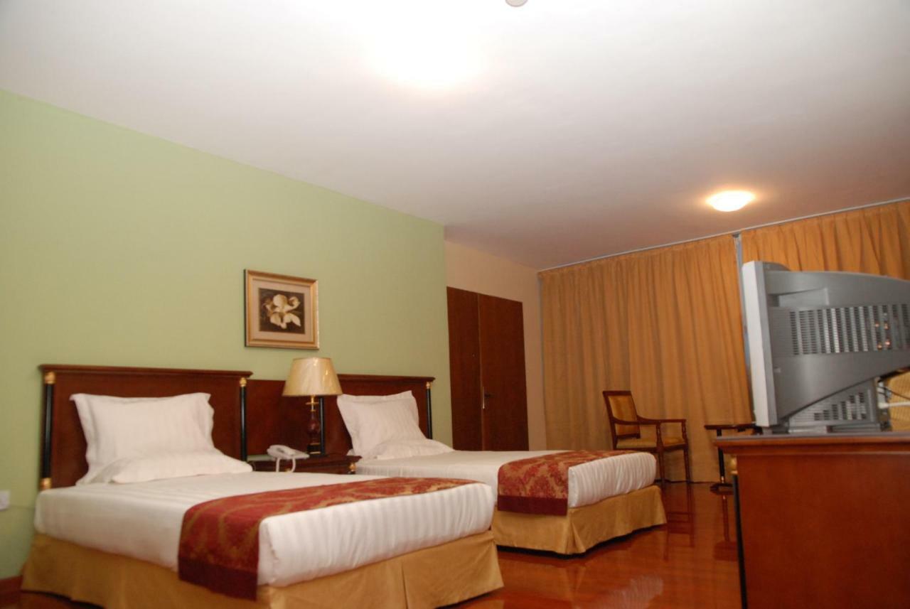Churchill Addis Ababa Hotel Eksteriør billede